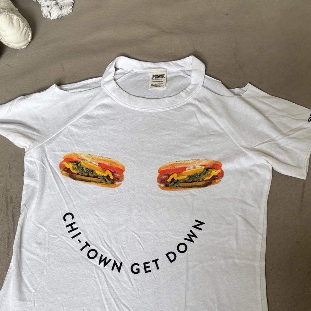 NWOT Chi Town T-Shirt